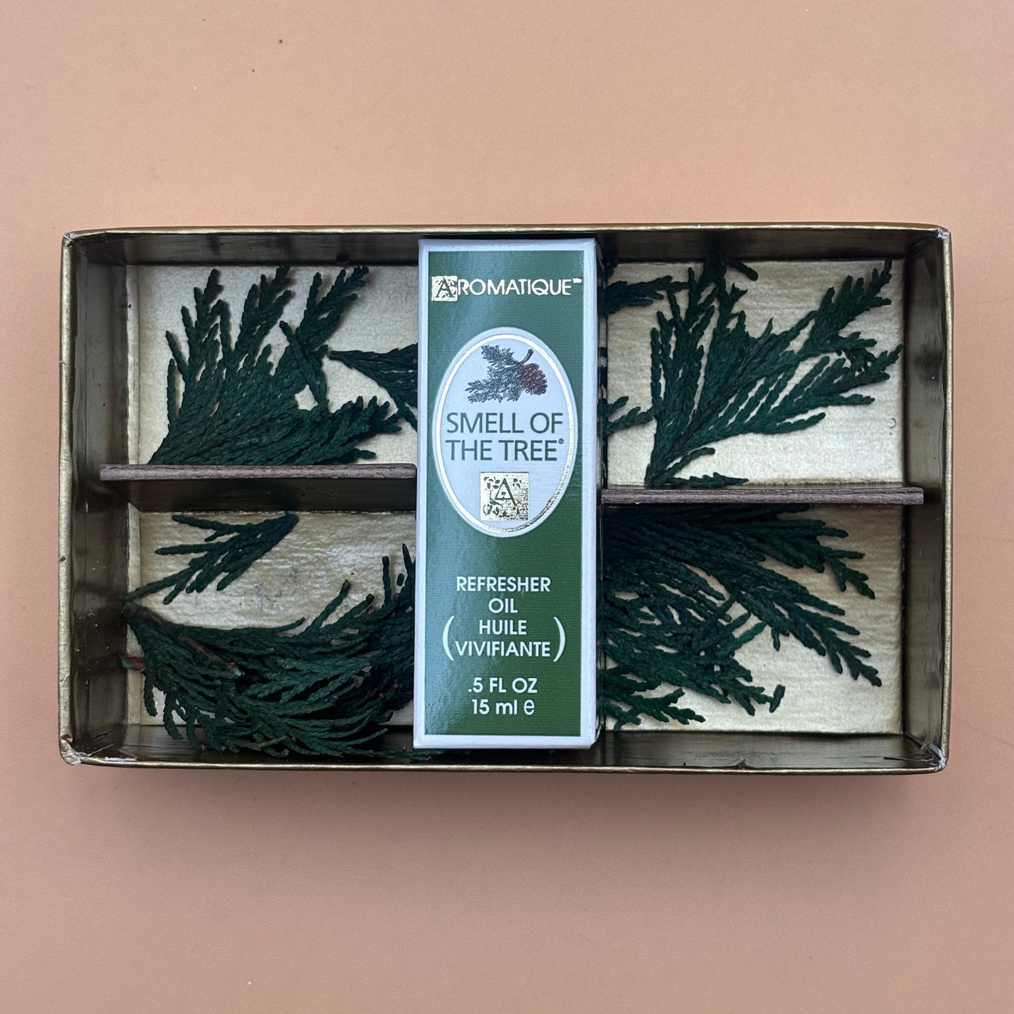 Aromatique Smell of the Tree Refresher Oil & Ornament Set