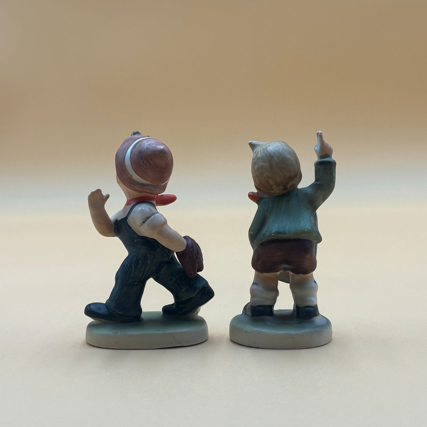 Vintage Royal Crown Ball Player Figurine #3408