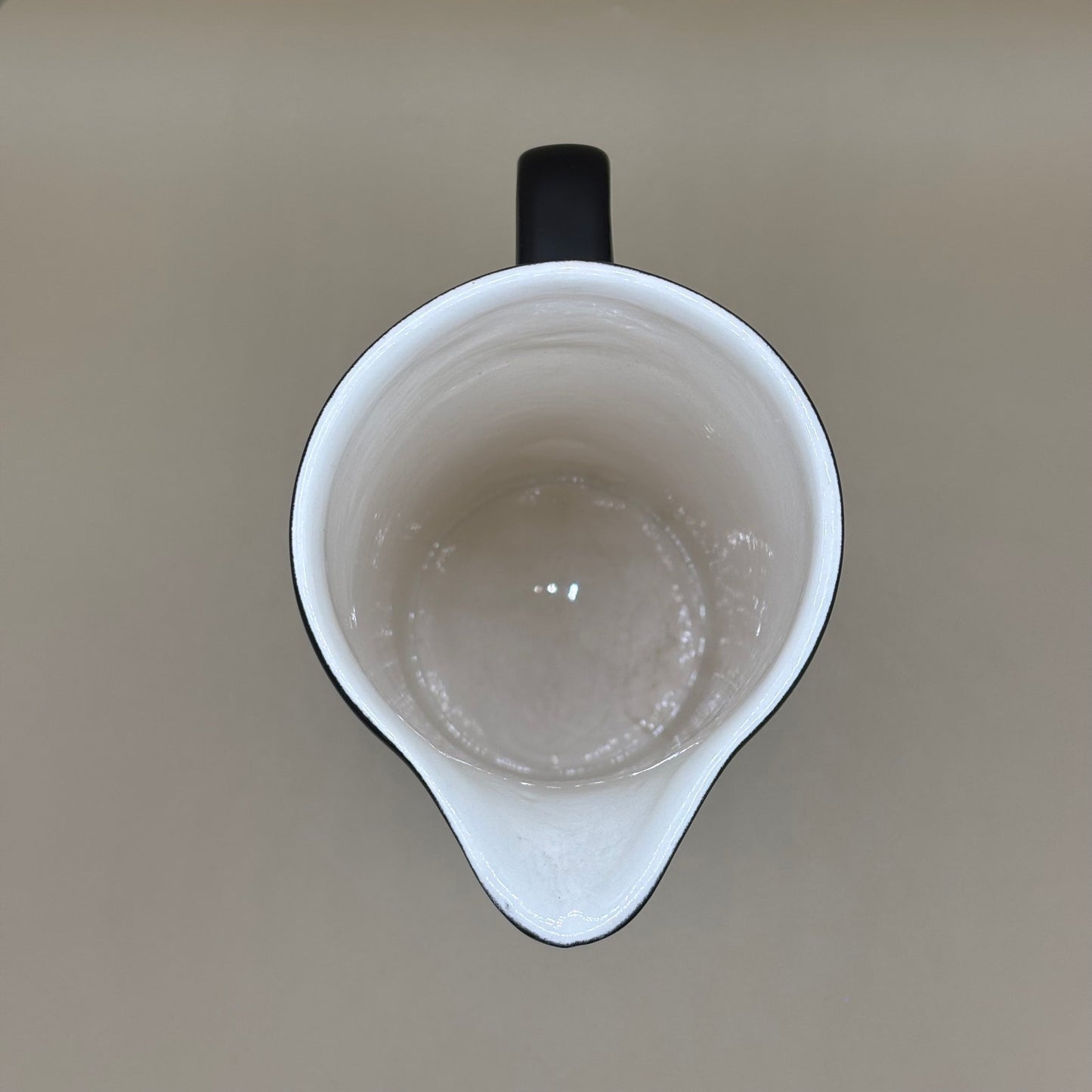 Black & White Scotch Whisky Pitcher - Fleischmann