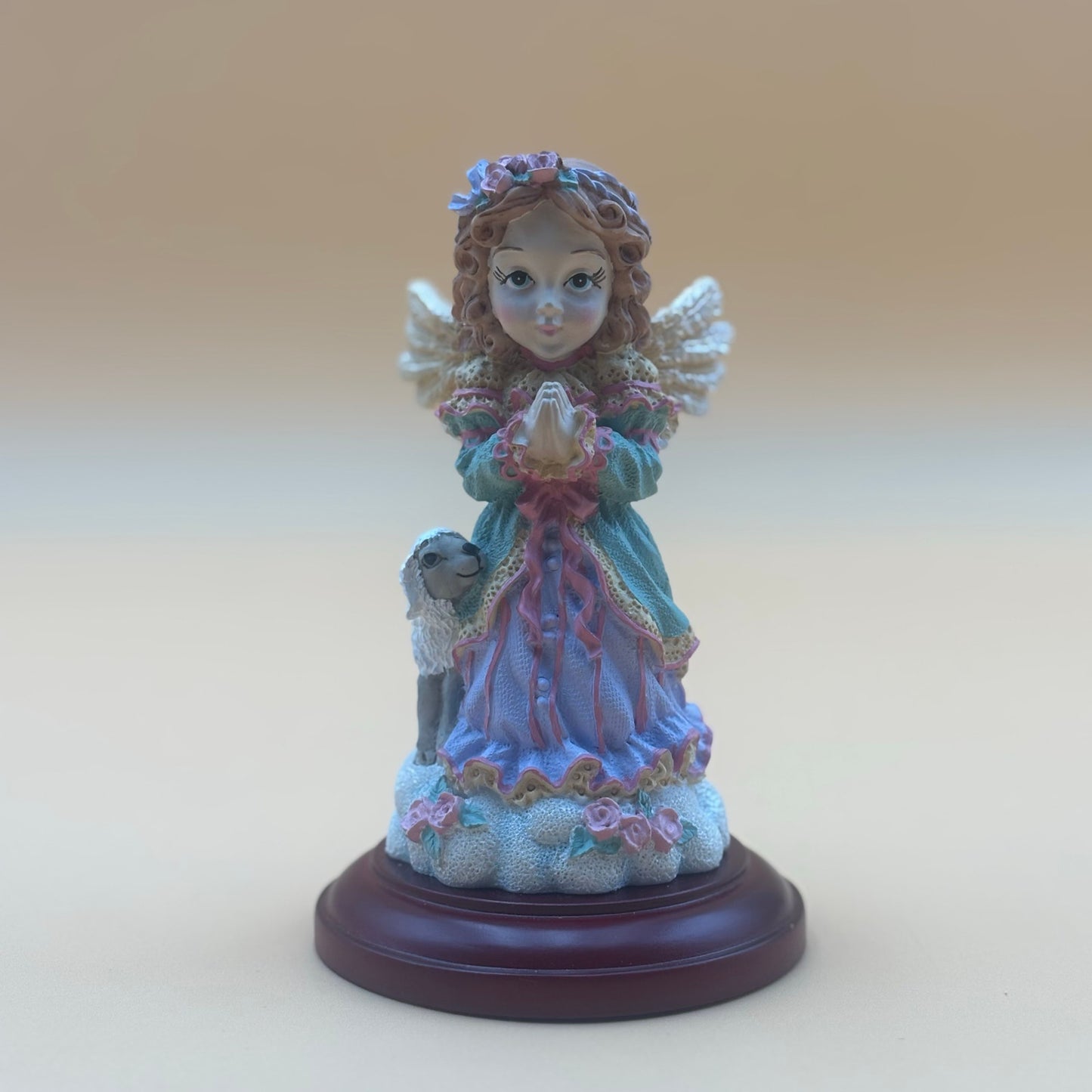 Christmas Around the World “The Praying Angel” – 1999 Angelic Virtues Series