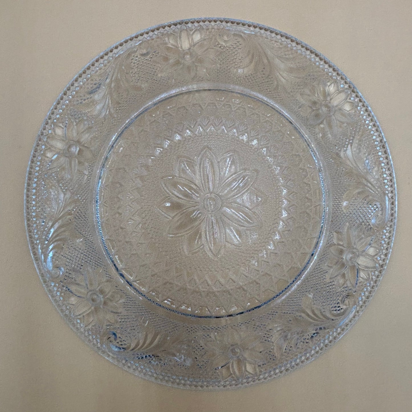 Vintage Set-4 Anchor Hocking Sandwich Glass Luncheon Plates - 8"