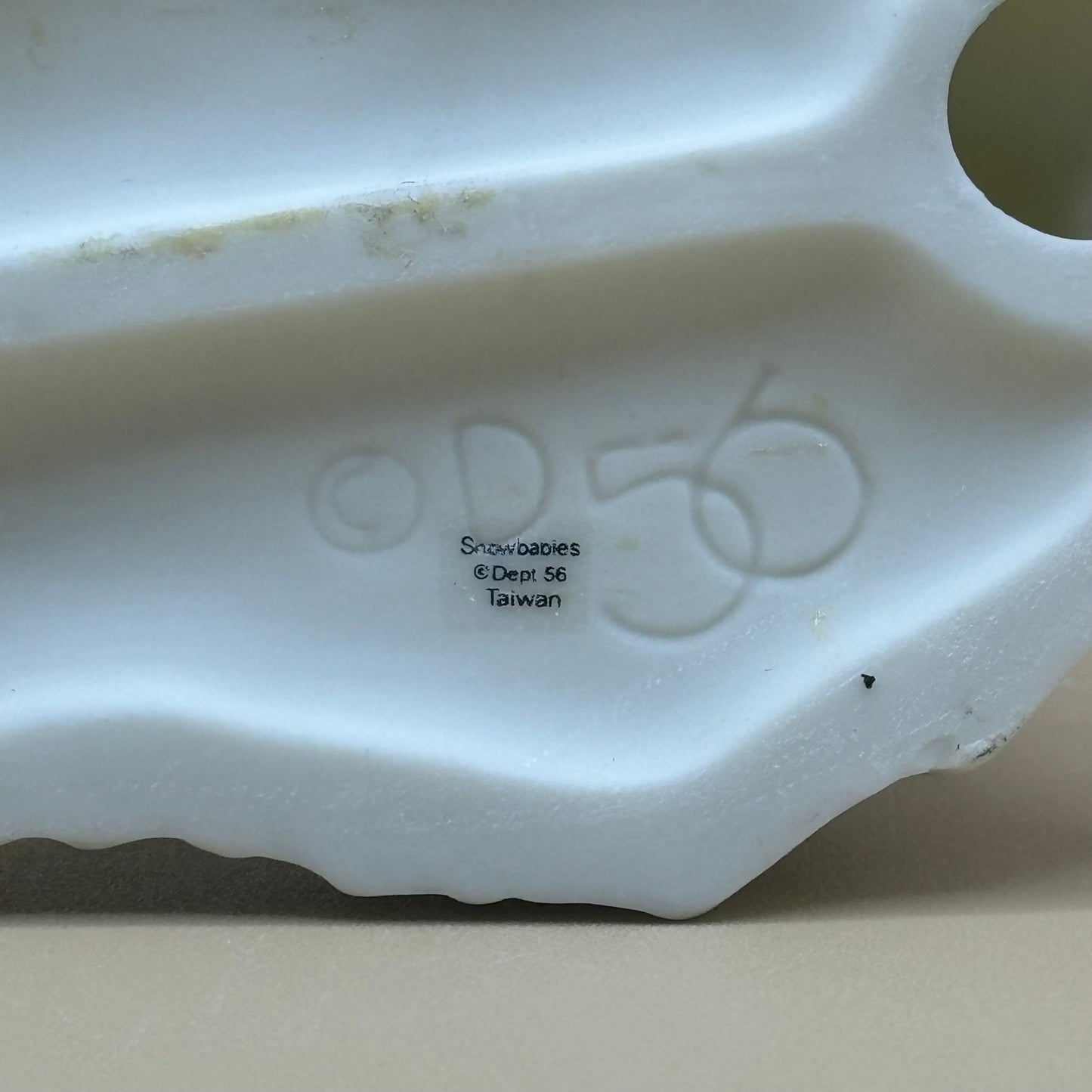 1991 Department 56 Snowbabies "Fishing For Dreams" Figurine #6809-8