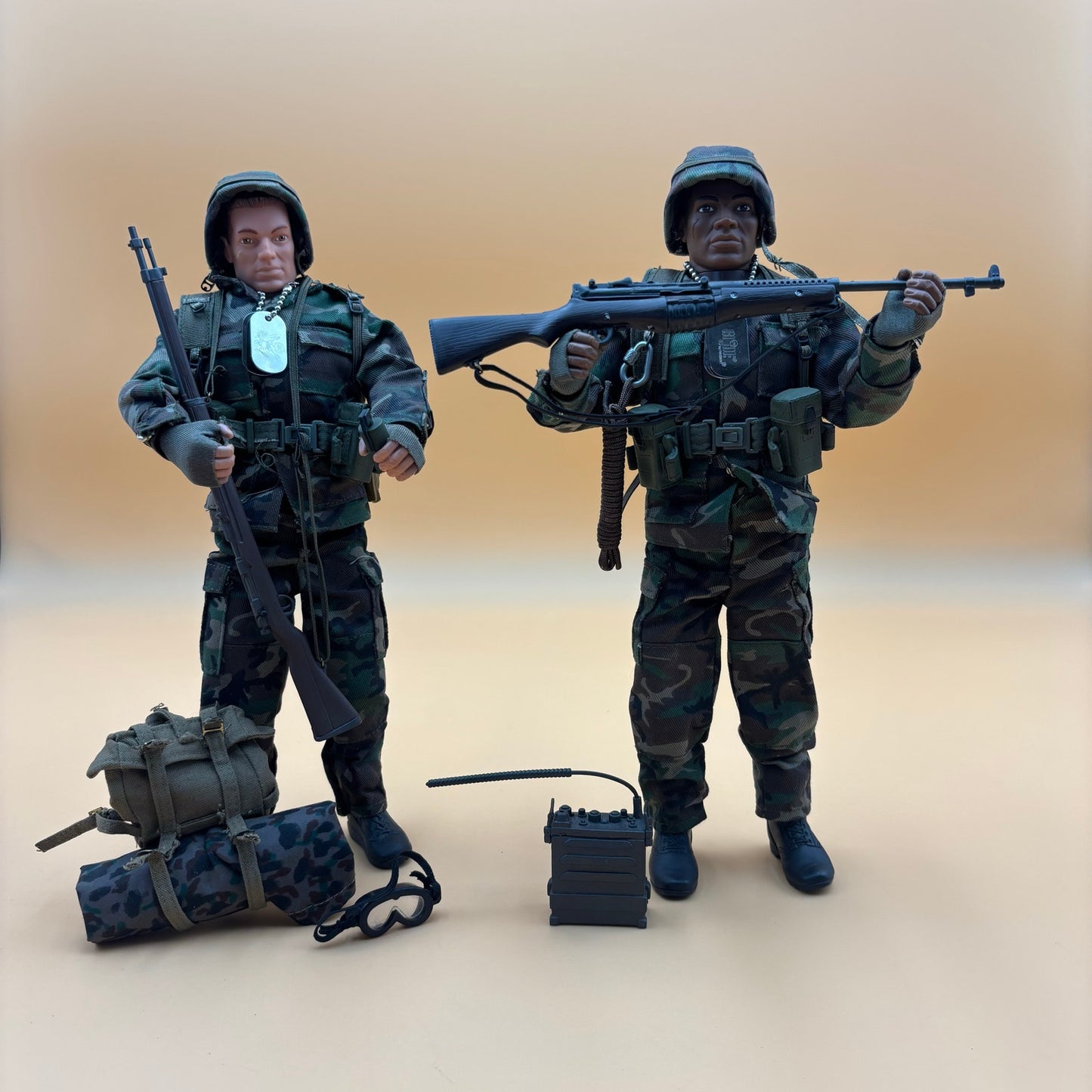Hasbro G.I. Joe Classic Collection – 1996 (Pair of 12” Action Figures with Accessories