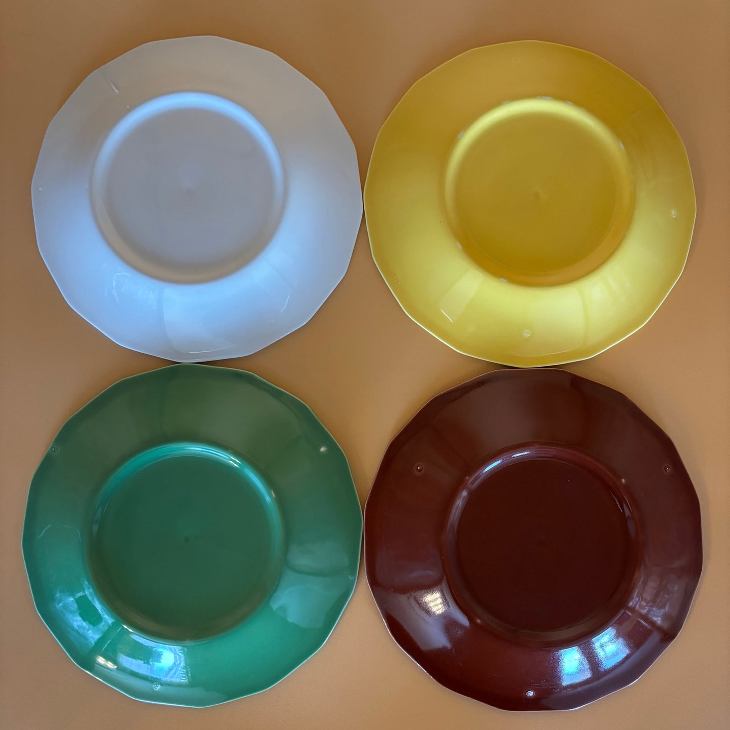Set of 4 Vintage Homer Laughlin Plates - 7 1/4" Plates
