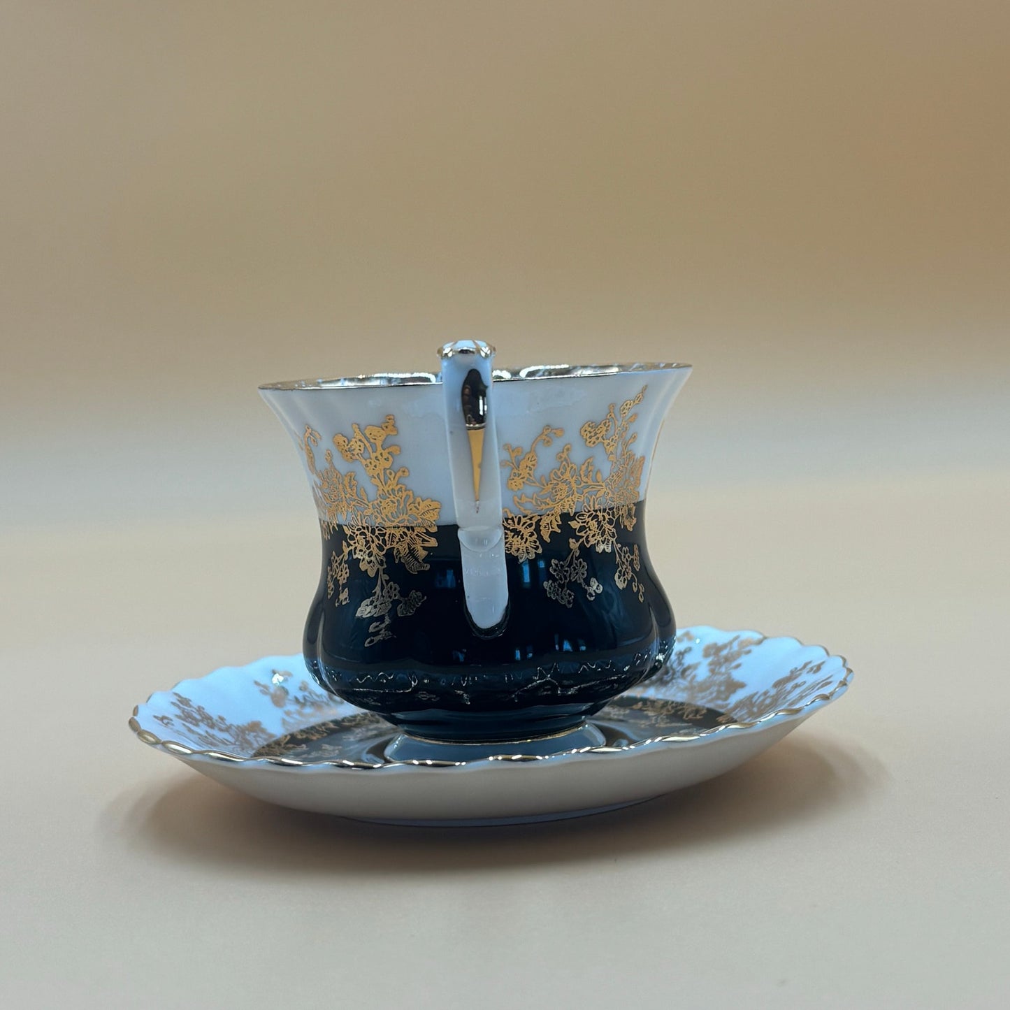 Royal Albert Bone China Teacup & Saucer β Regal Series (England)