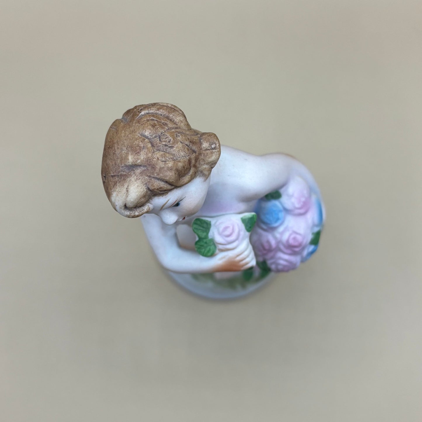 VTG Porcelain Standing Cherub with Rose Basket