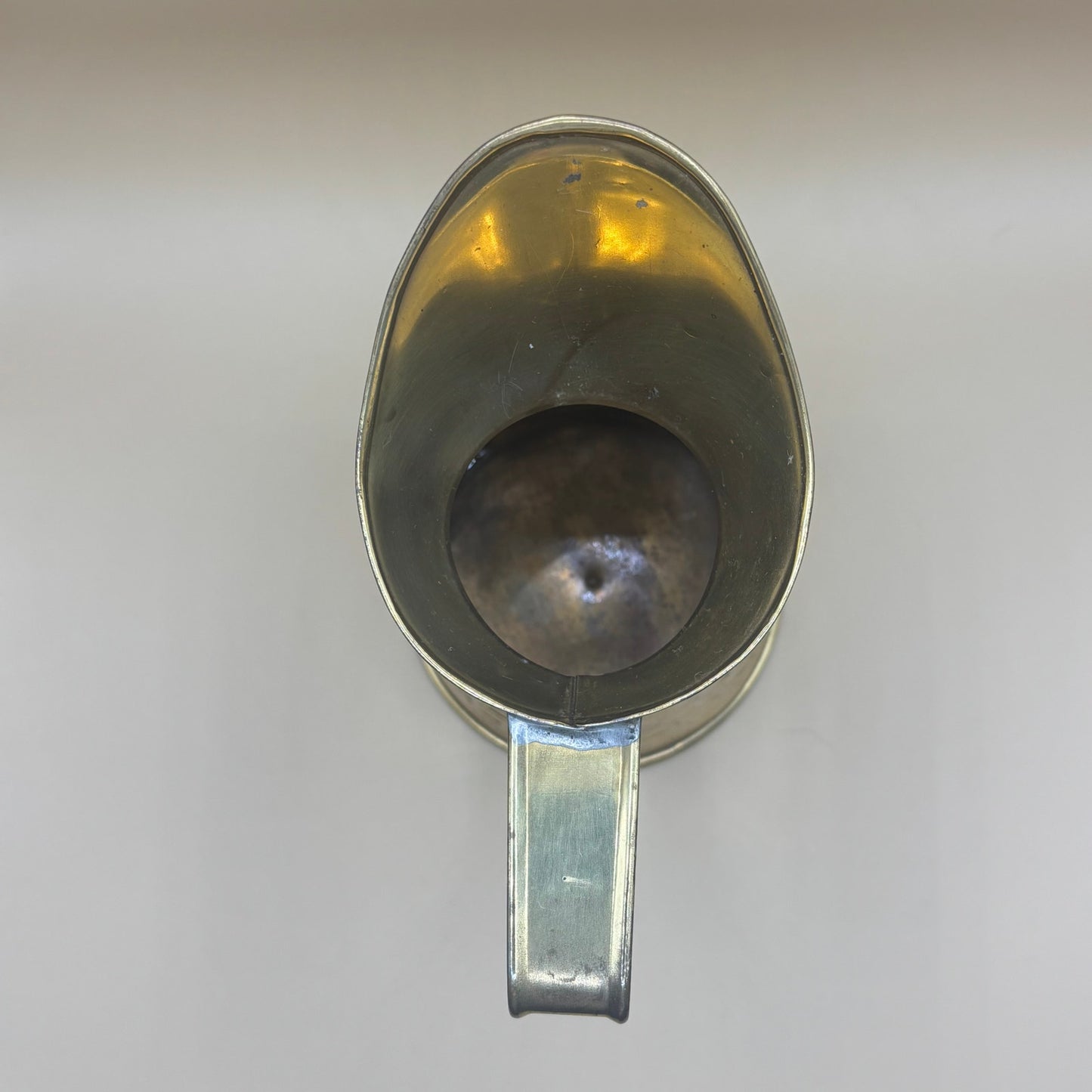 VTG English Tavern Scene Hammered Metal Pitcher - Gold Patina