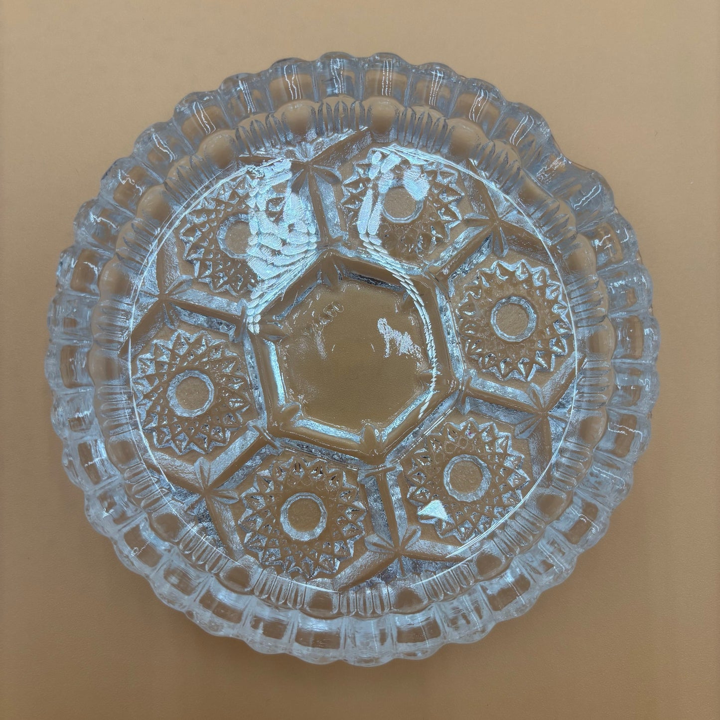 Vintage Pressed Glass Trinket Dish - Set of 4 - Starburst Hexagon Pattern
