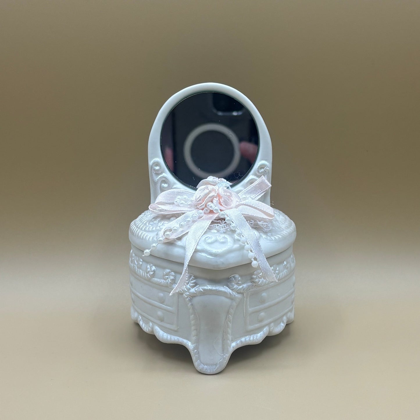 VTG White Ceramic Heart High Heel Trinket Box with Mirror