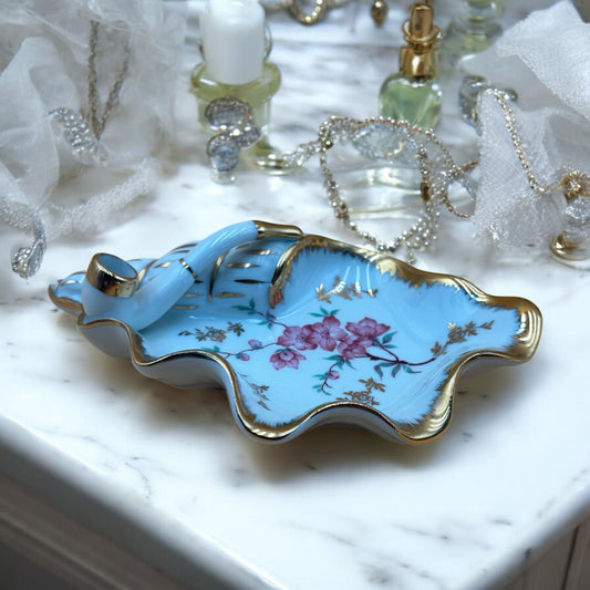 Vintage Porcelaine de France Trinket Dish – Shell Shape with Sculpted Pipe