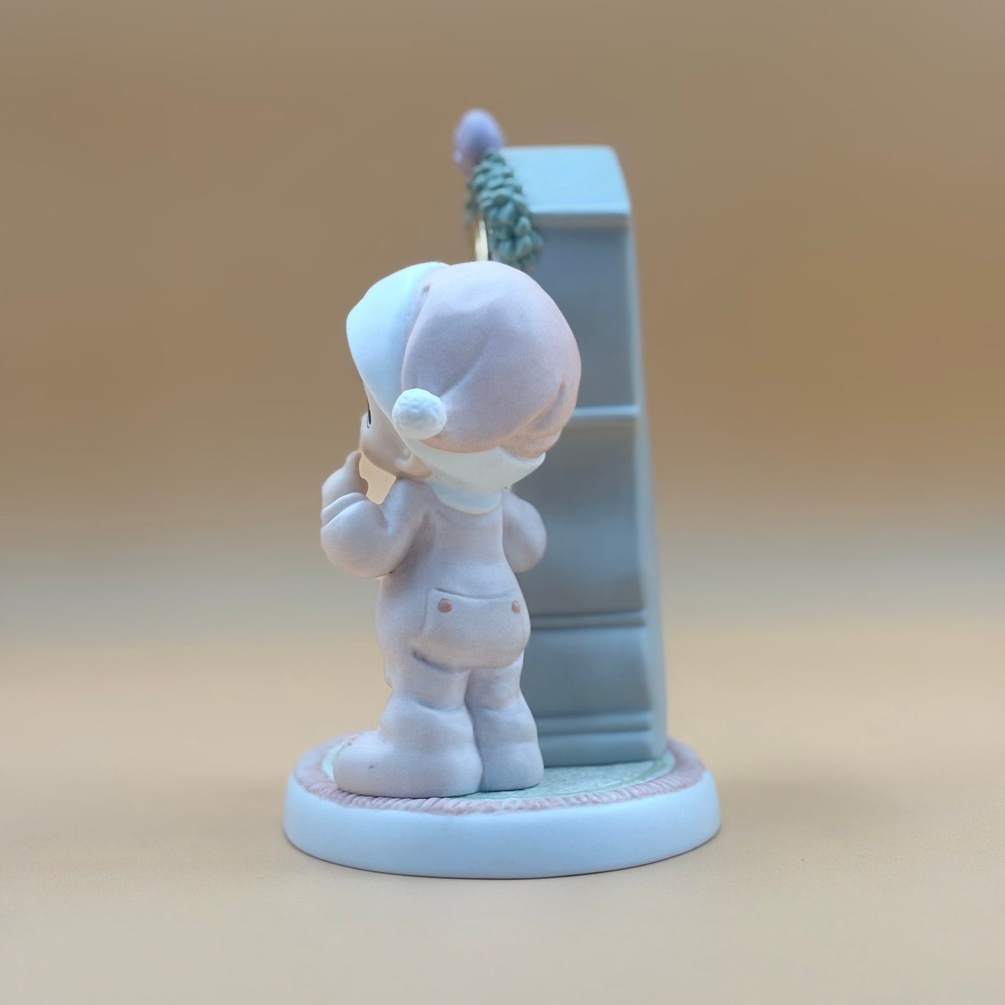 Precious Moments “It’s Almost Time for Santa” - Enesco Figurine (2001)