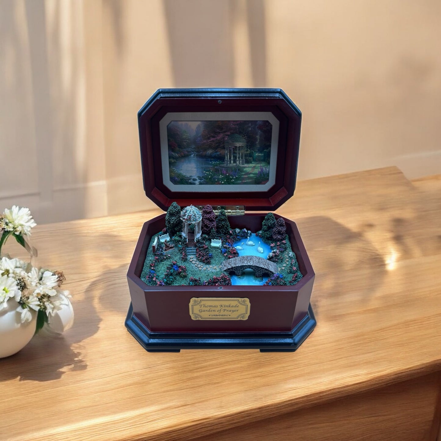 Thomas Kinkade Garden of Prayer Music Box – Ardleigh Elliott, Plays “You’ll Never Walk Alone”