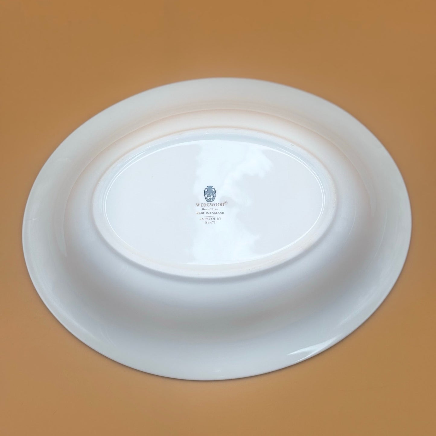 Wedgwood Agincourt R4471 Bone China Pasta/Serving Bowl – Silver-Tone Rim