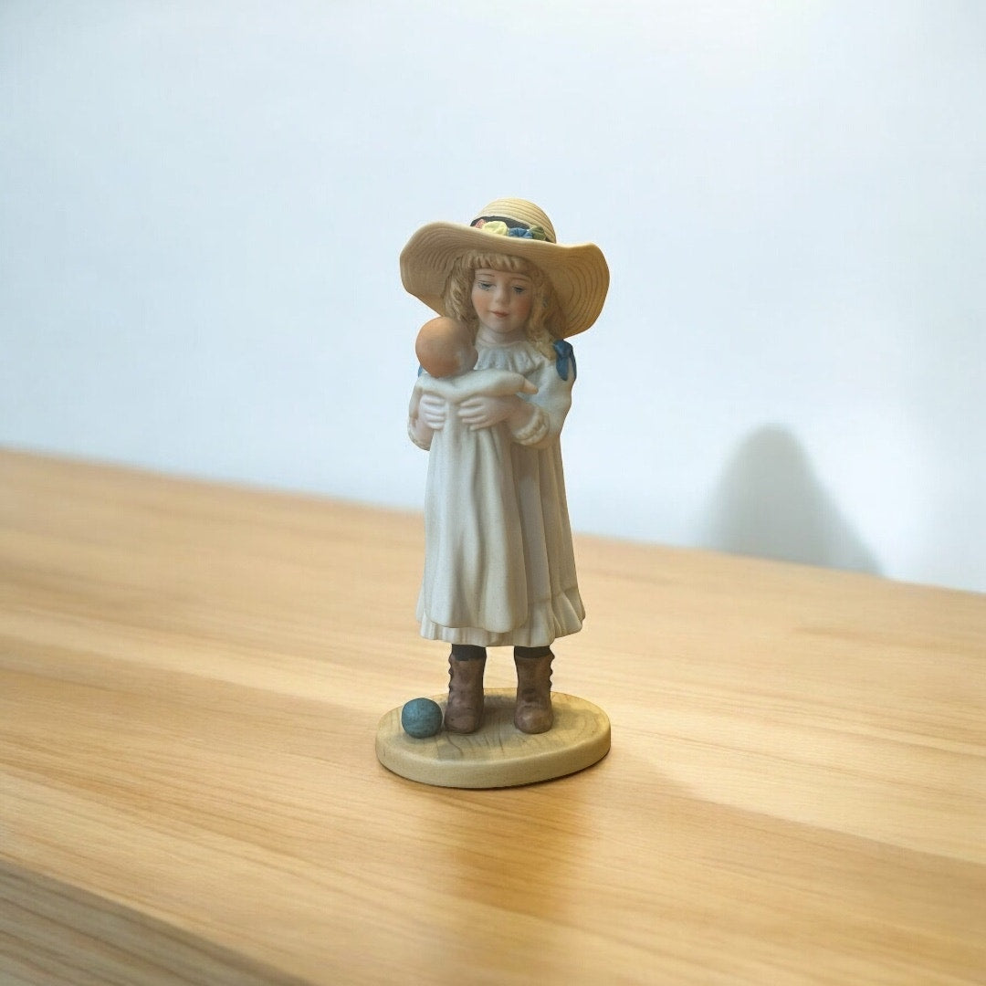 Jan Hagara "Missy" 5” Porcelain Figurine (1984-1985) - Limited Edition - Great Vintage Condition