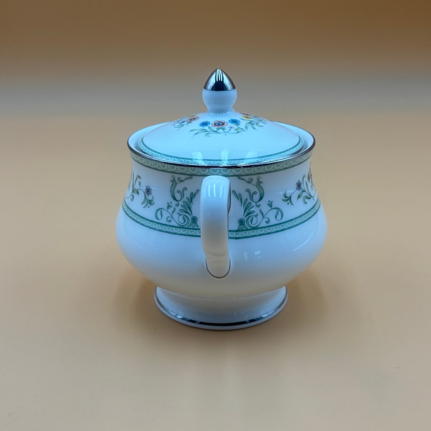 Wedgwood Agincourt bone china covered sugar bowl