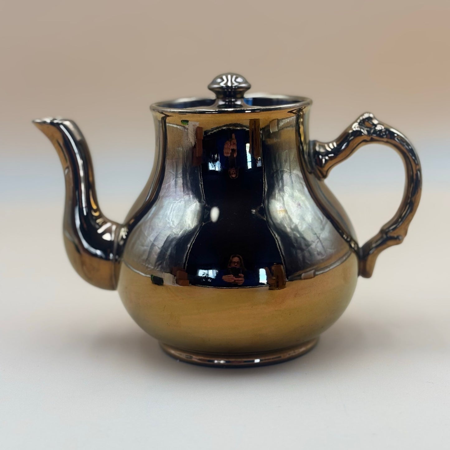 Gibson & Sons England Copper Lusterware Teapot & Coffee Pot Set – Smooth Finish