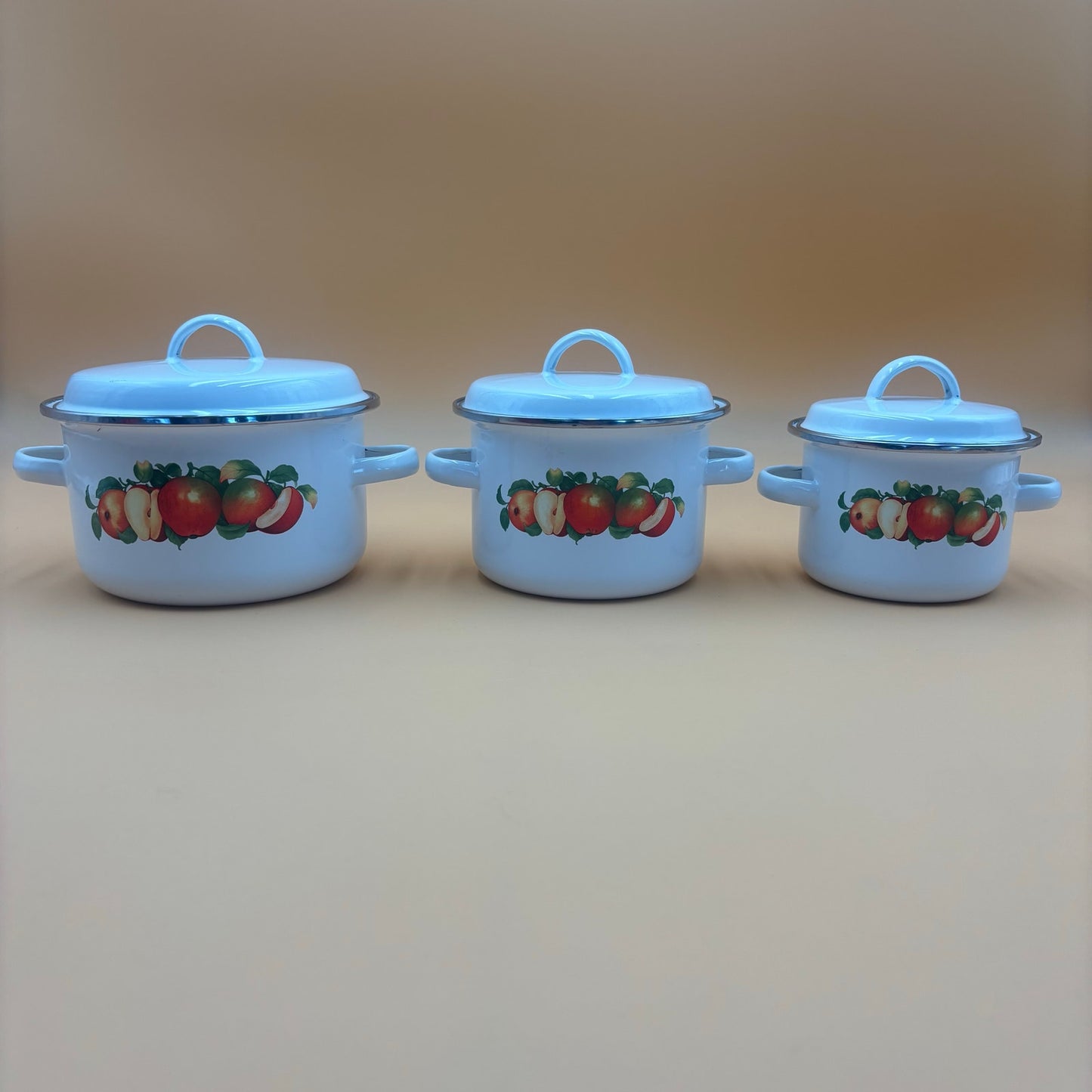 Set of 3 Decorative Apple Enamel Pots – Made in Indonesia