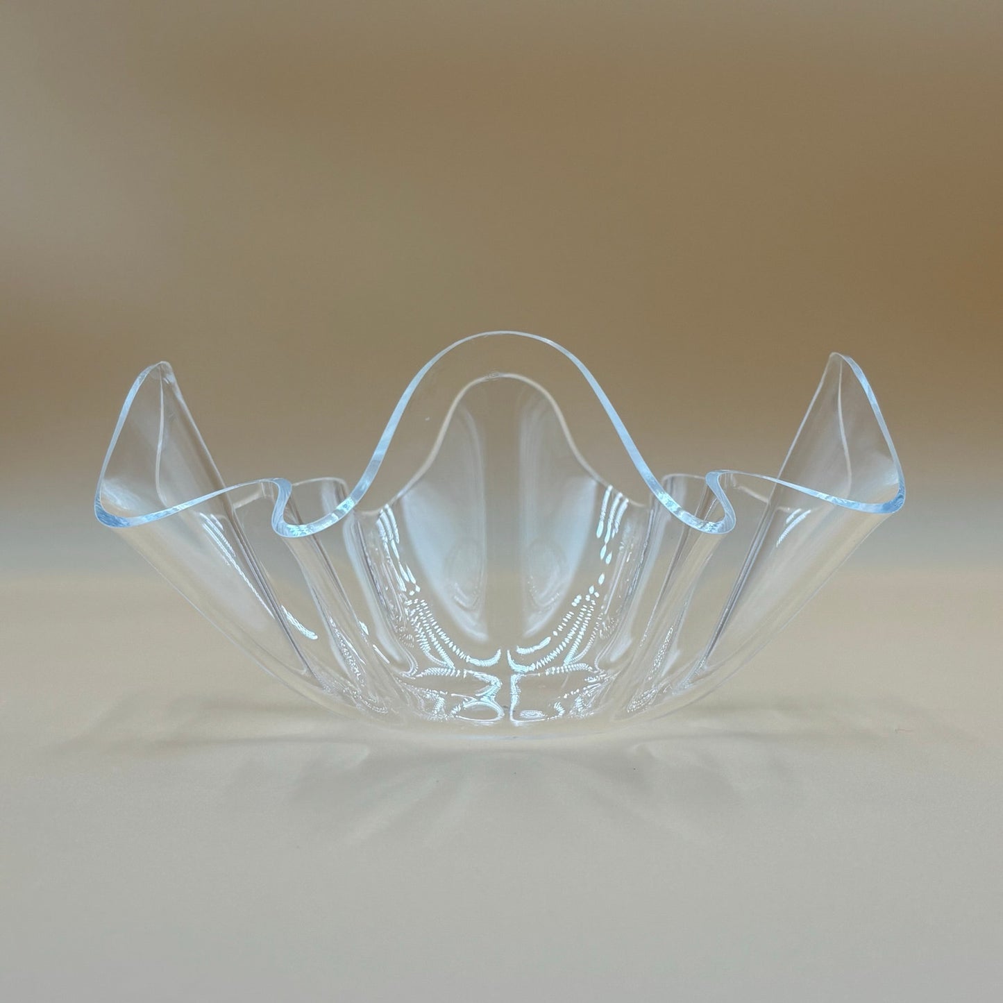 Set of 8 Vintage Acrylic Handkerchief Bowls - Made in Taiwan