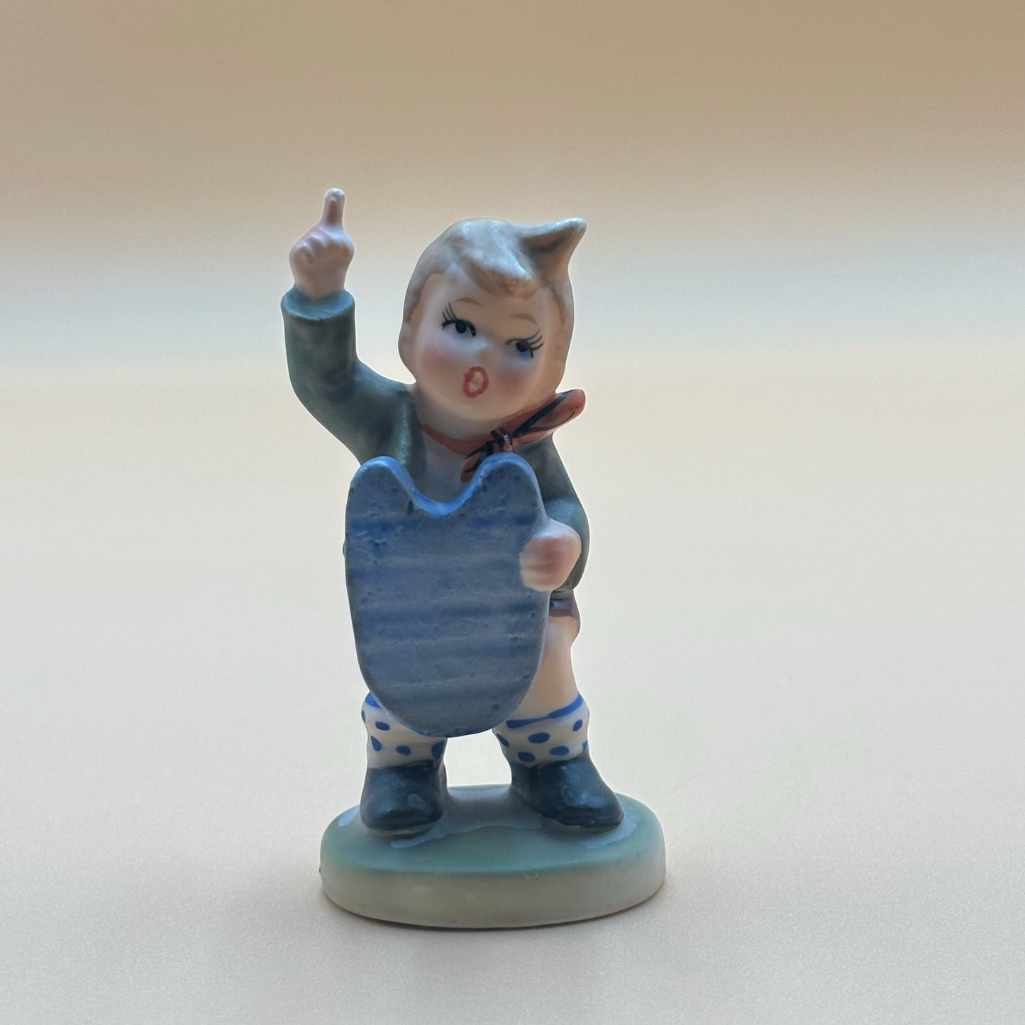 Vintage Royal Crown Ball Player Figurine #3408