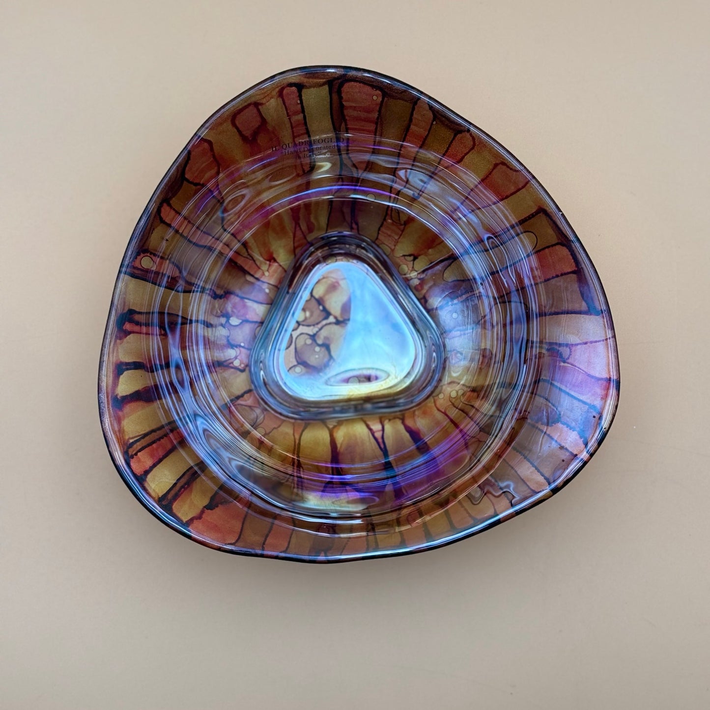 Il Quadrifoglio Hand Decorated Iridescent Art Glass Bowl (Italy)