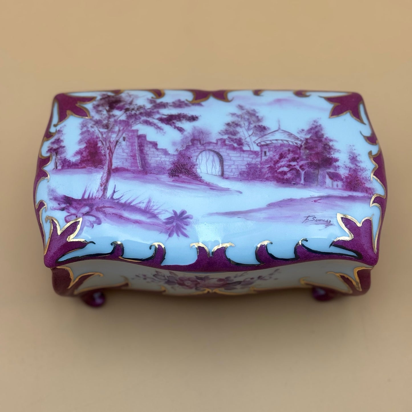 Hand Painted Porcelain Footed Dish Signed “By F. Semedo” – Sèvres-Style Scene