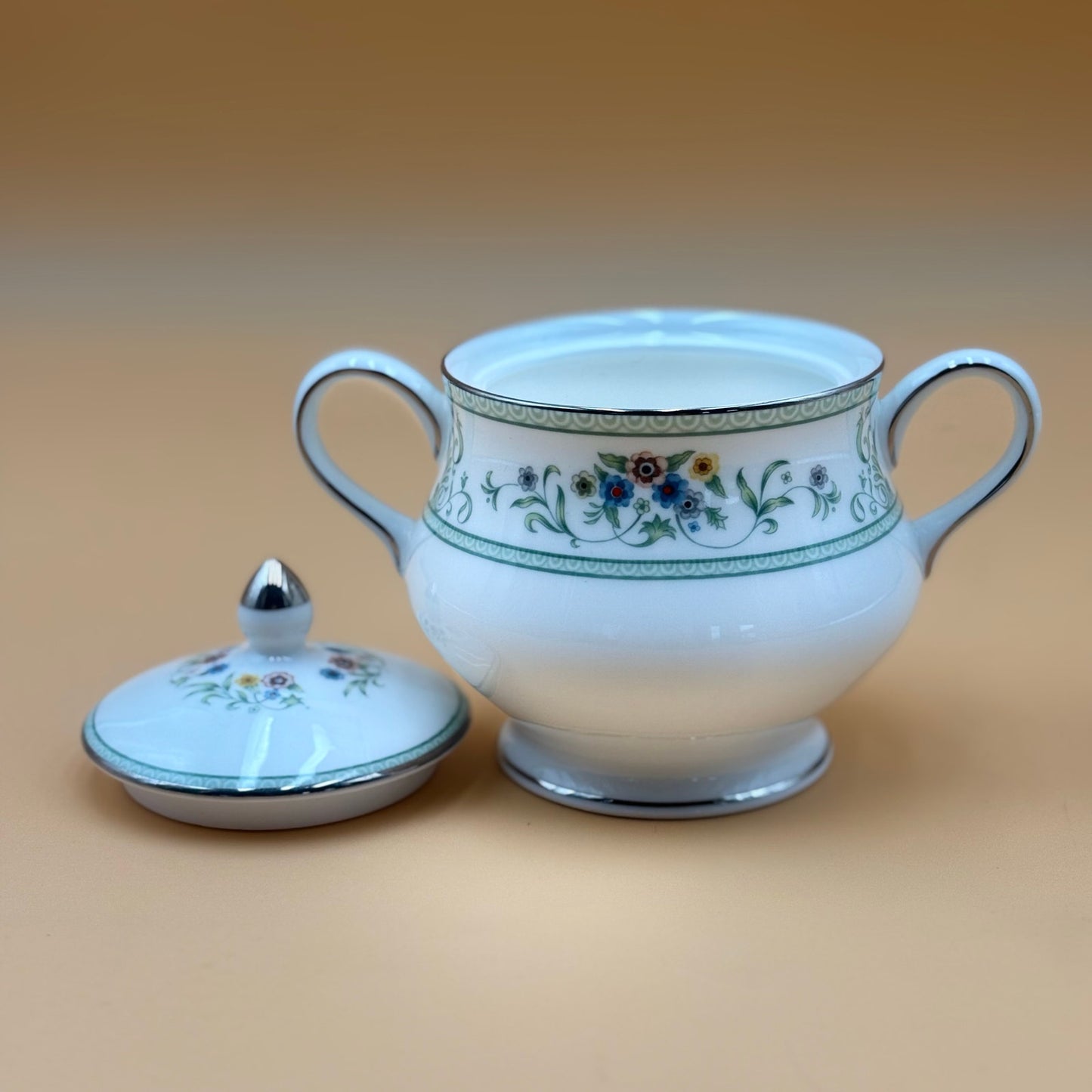 Wedgwood Agincourt bone china covered sugar bowl