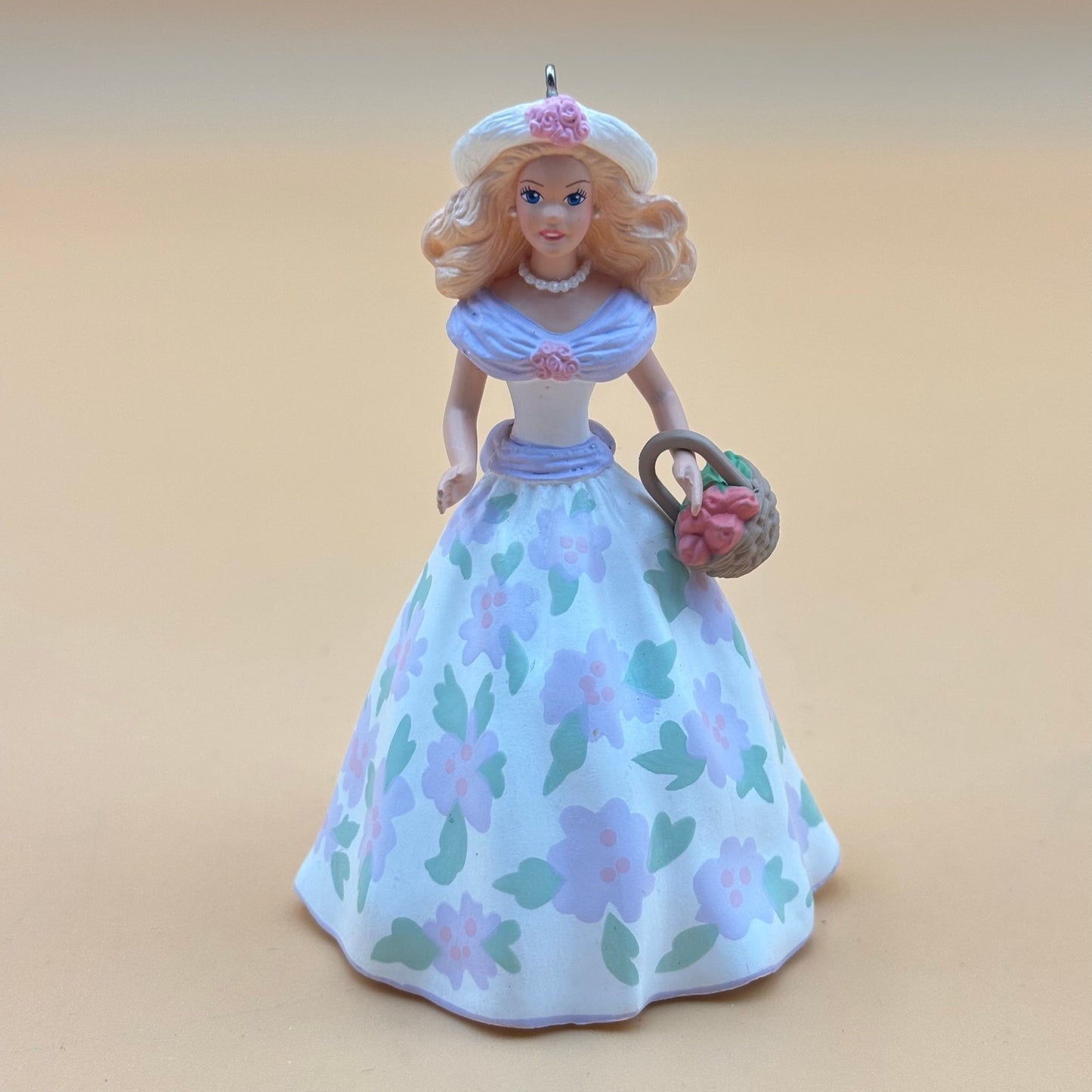 Hallmark Barbie Ornament – 1995 Edition