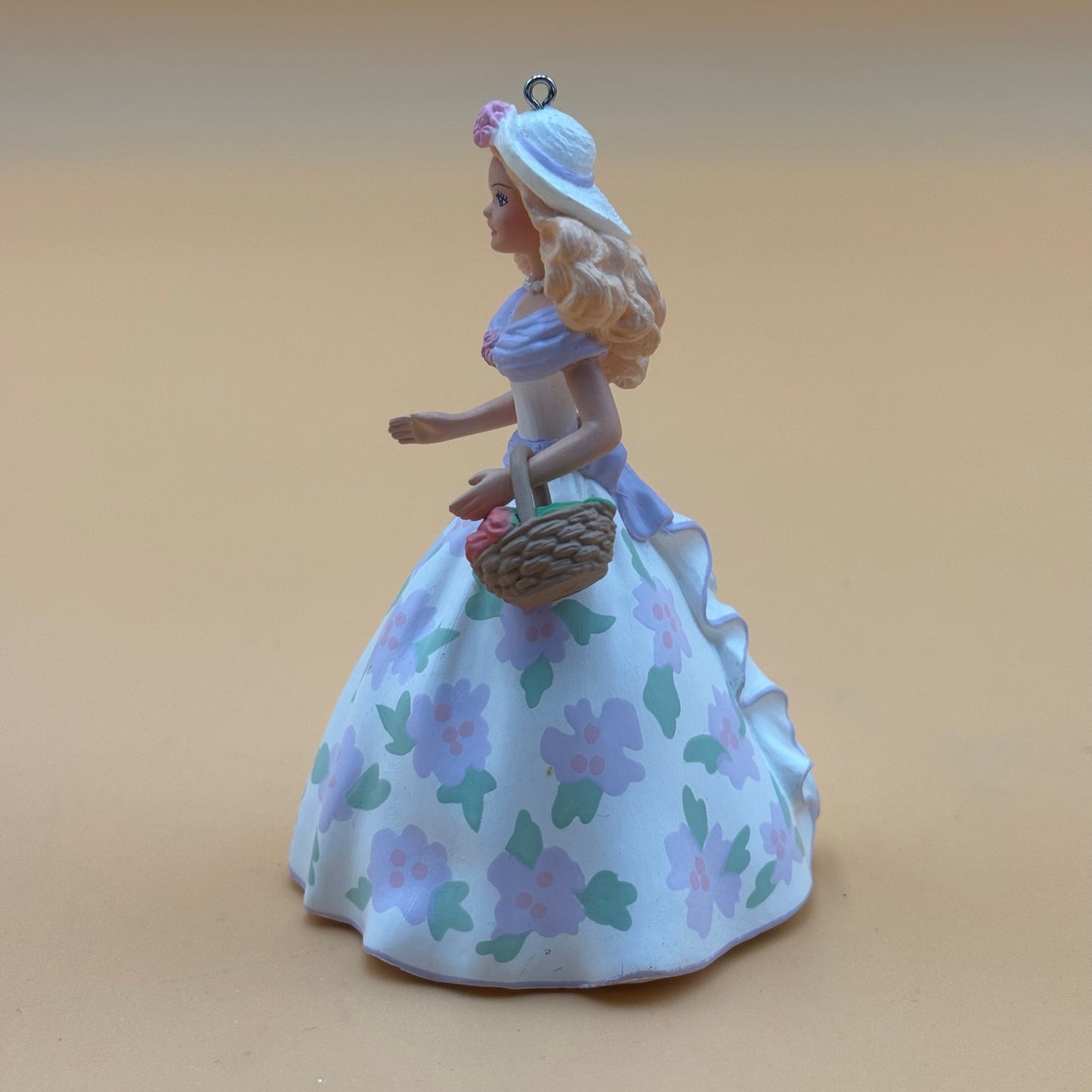 Hallmark Barbie Ornament – 1995 Edition