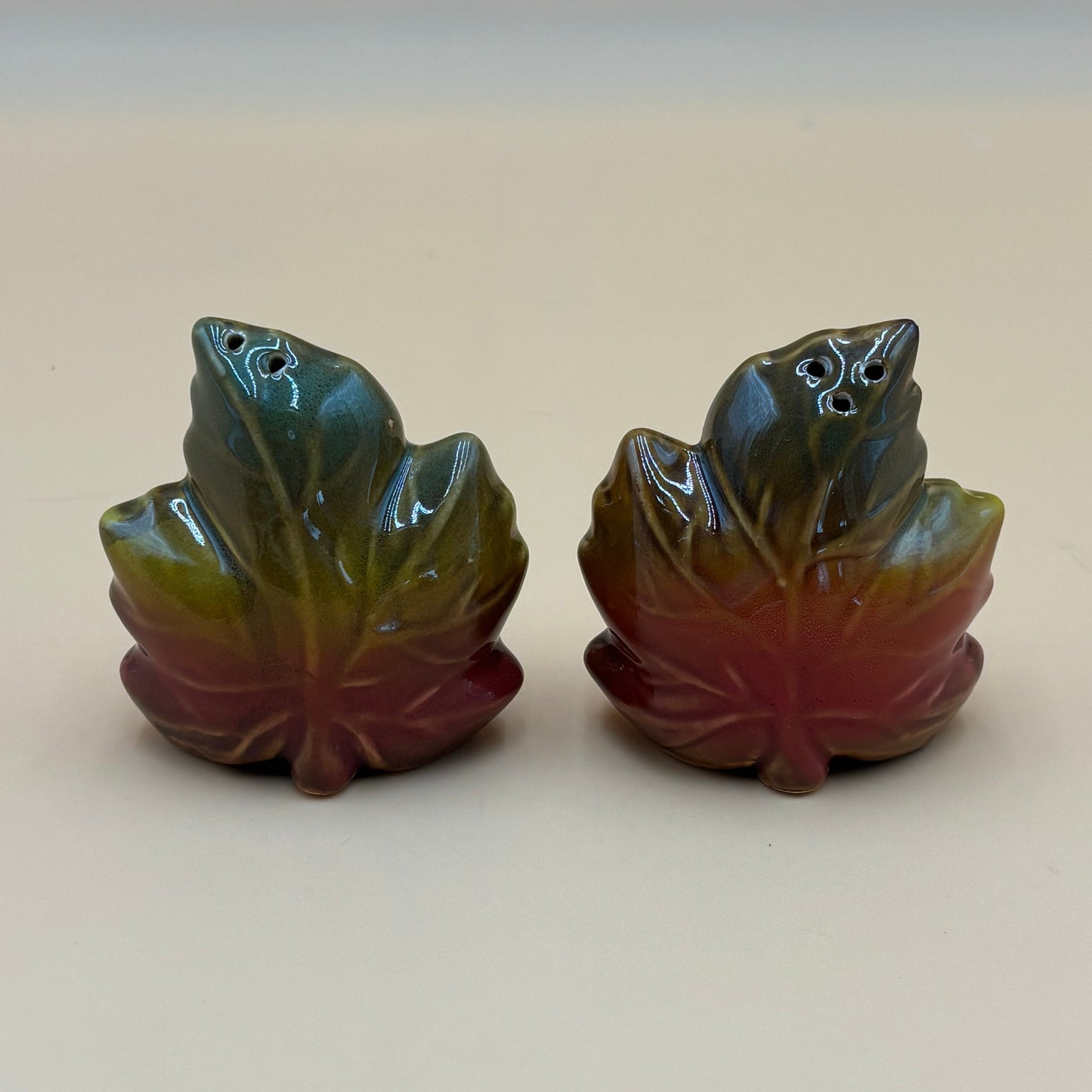 Vintage Maple Leaf Salt and Pepper Shakers