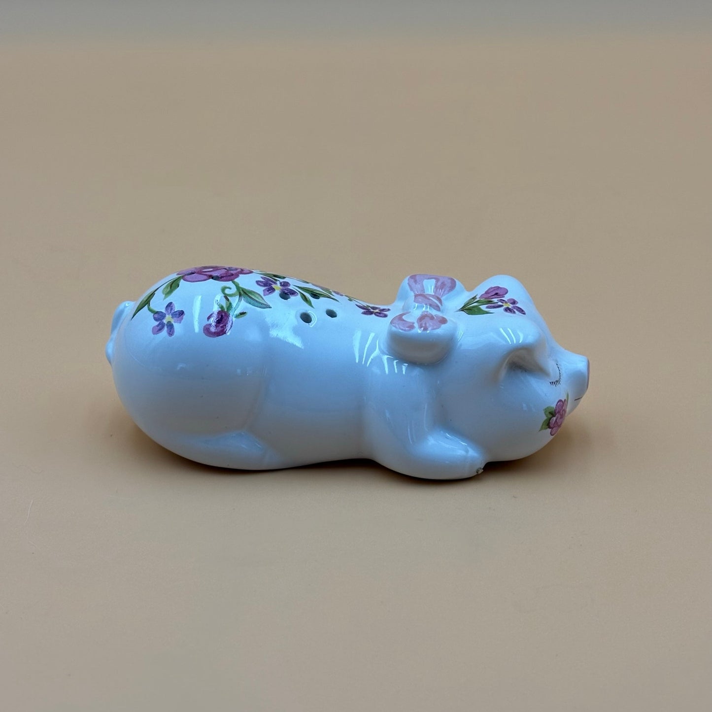 Vintage 1978 Avon Ceramic Pig Sachet – Floral Sleeping Pig with Bow, Made in Brazil