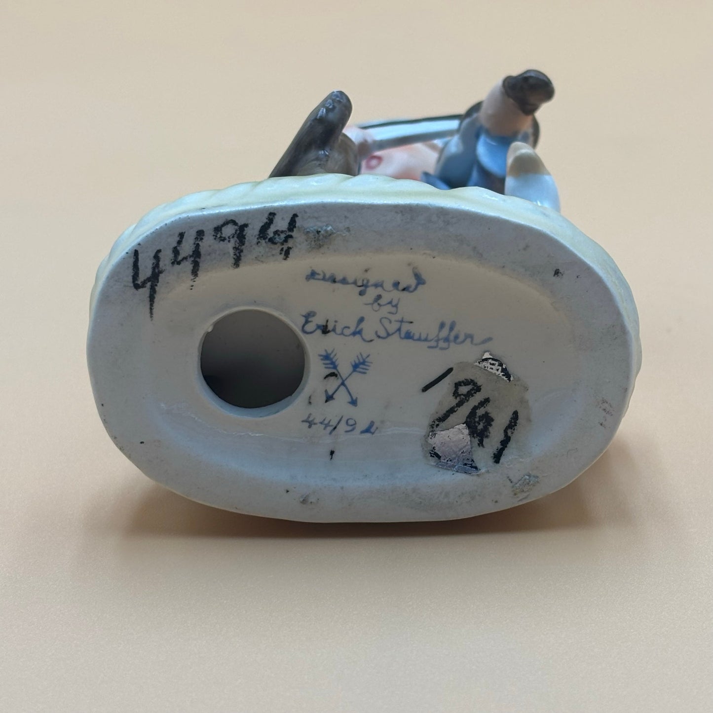 Vintage Erich Stauffer Boy with Fiddle Figurine - 44/94