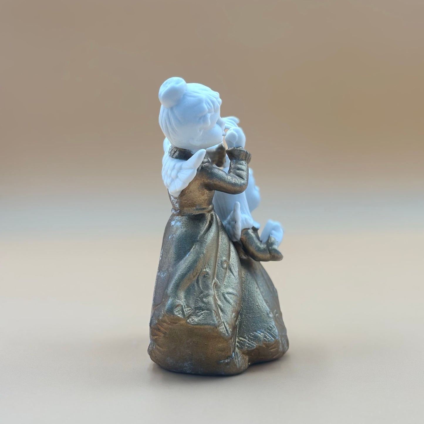 Vintage Angel Choir Figurine Trio – Gold & White