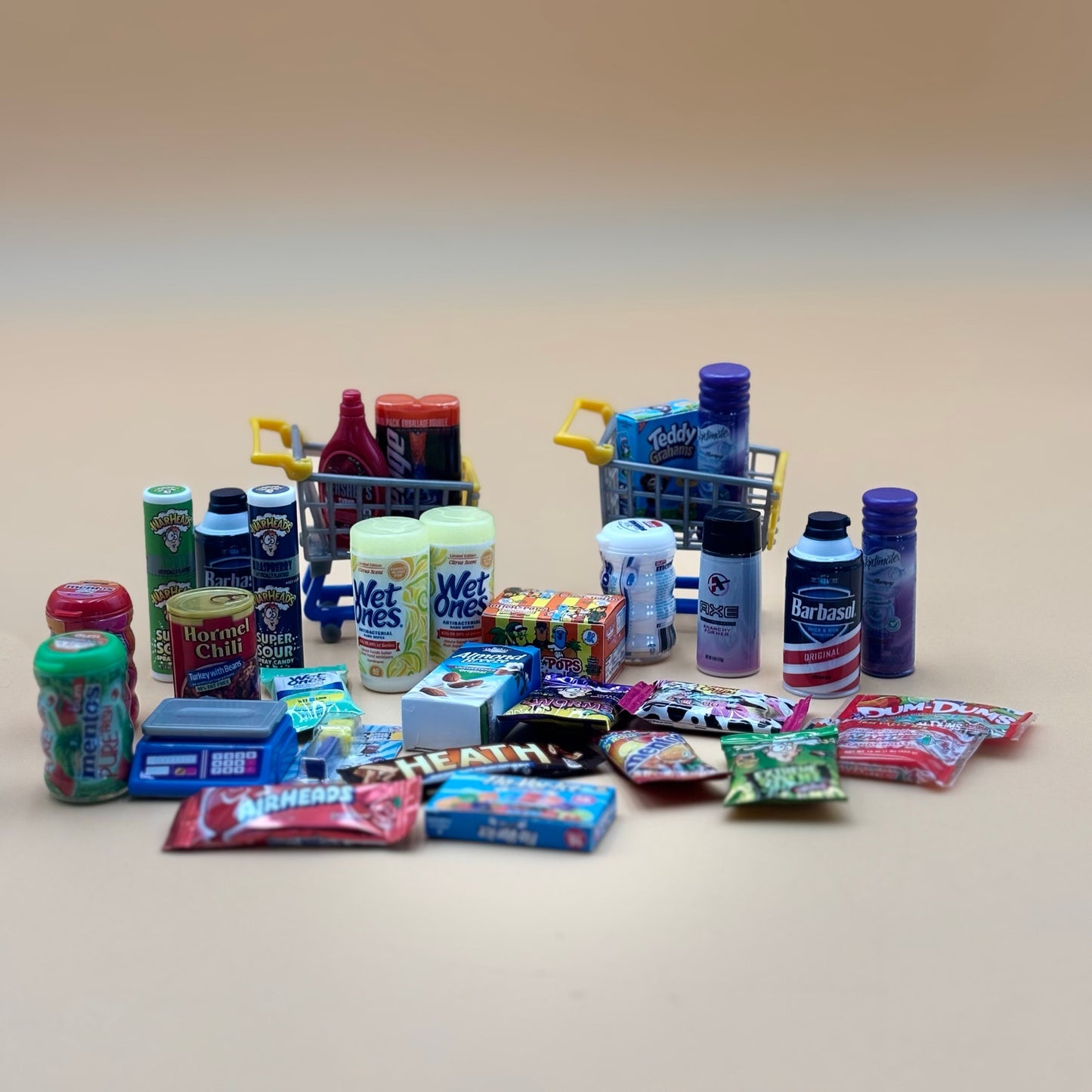 Mini Brand Grocery Store Lot – 30-Piece Set with 2 Shopping Carts