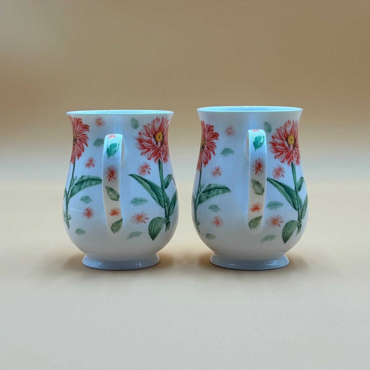Set of 2 Fine Bone China Floral Mugs - Orange Gerbera Daisy