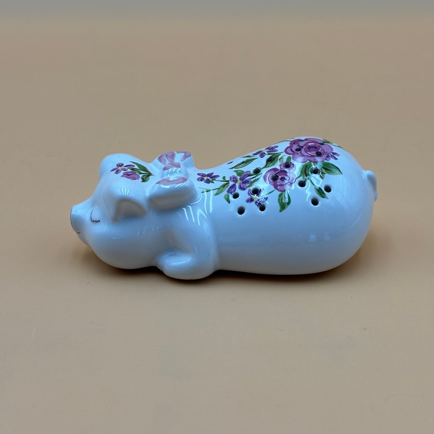 Vintage 1978 Avon Ceramic Pig Sachet – Floral Sleeping Pig with Bow, Made in Brazil