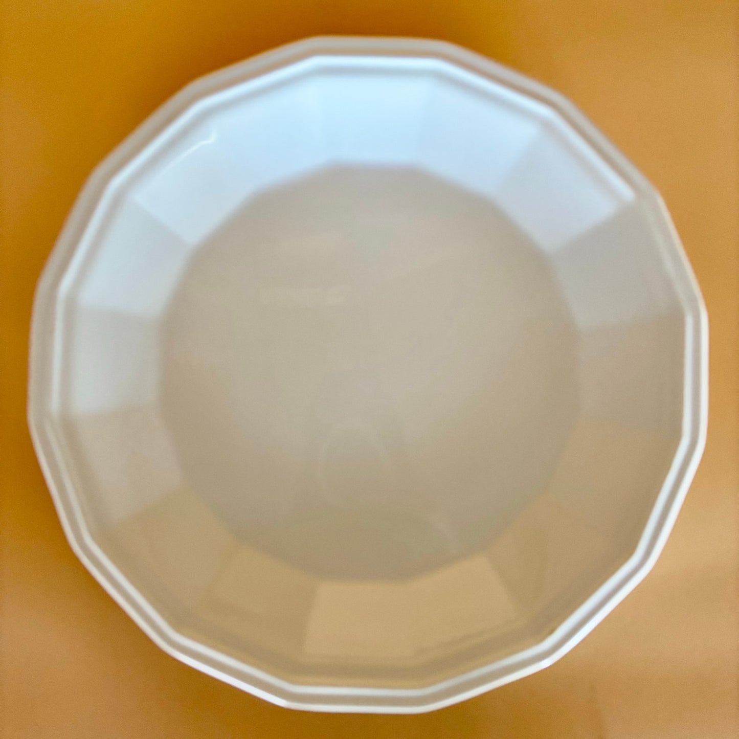 Set of 4 Vintage Homer Laughlin Dinner Plates - 10" Plates