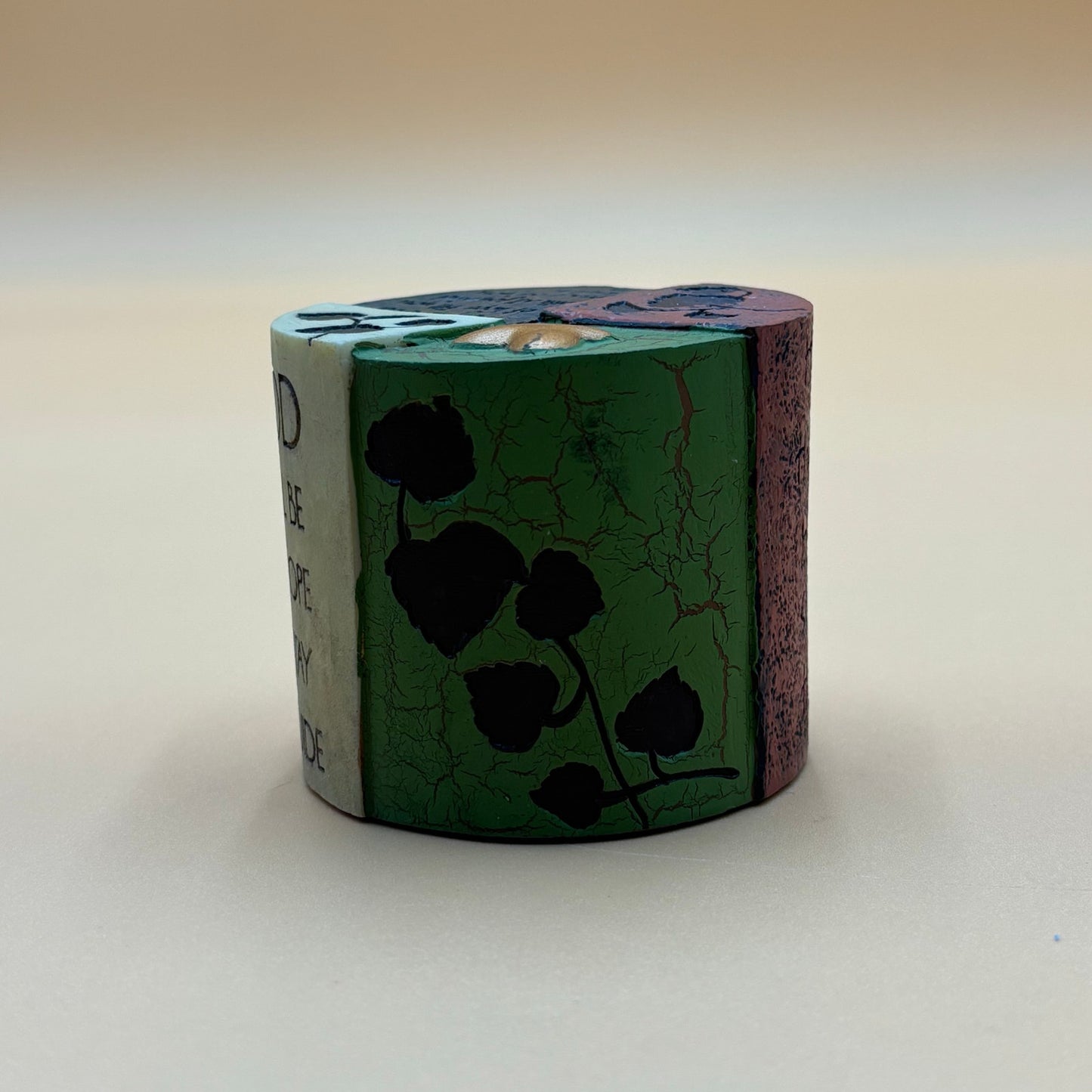 Dicksons “Hope” Stone Paperweight – Christian Inspirational Decor