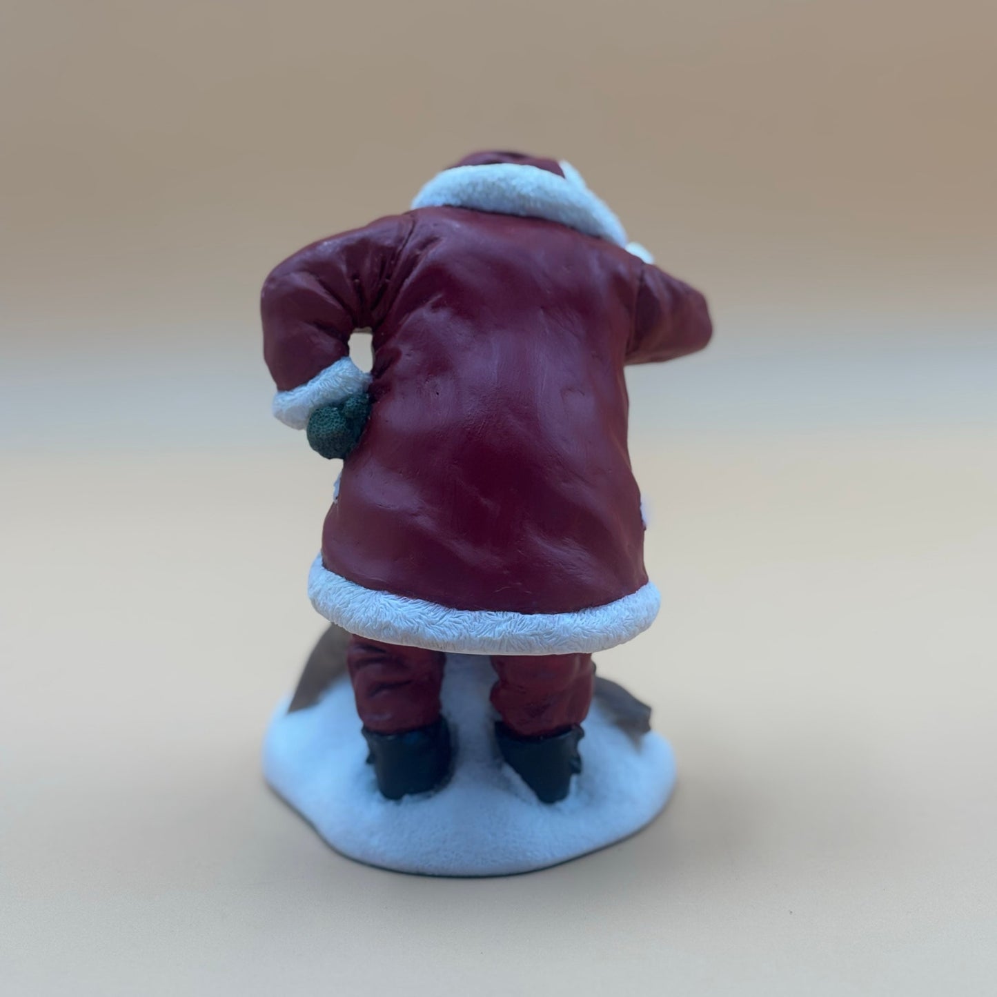 The Legend of Santa Claus Figurine – United Design 1997