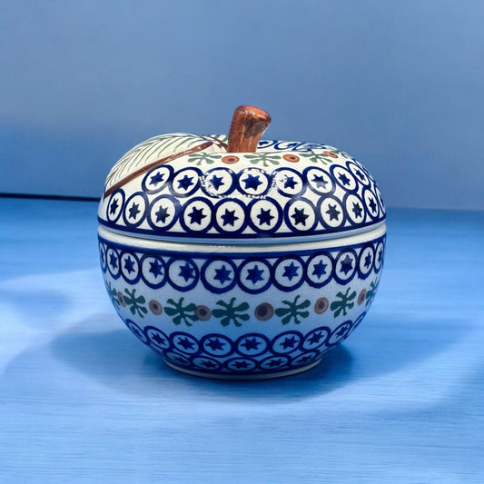 VTG Apple Baker with Blue Circled Stars