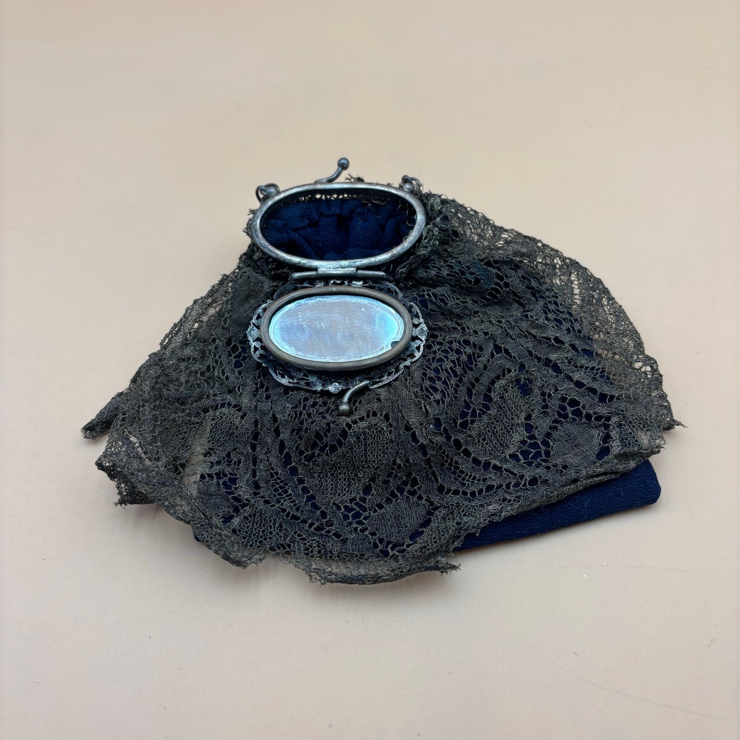 Antique Clip-On Purse with Mirror – Olive Green Lace & Blue Cloth Lining