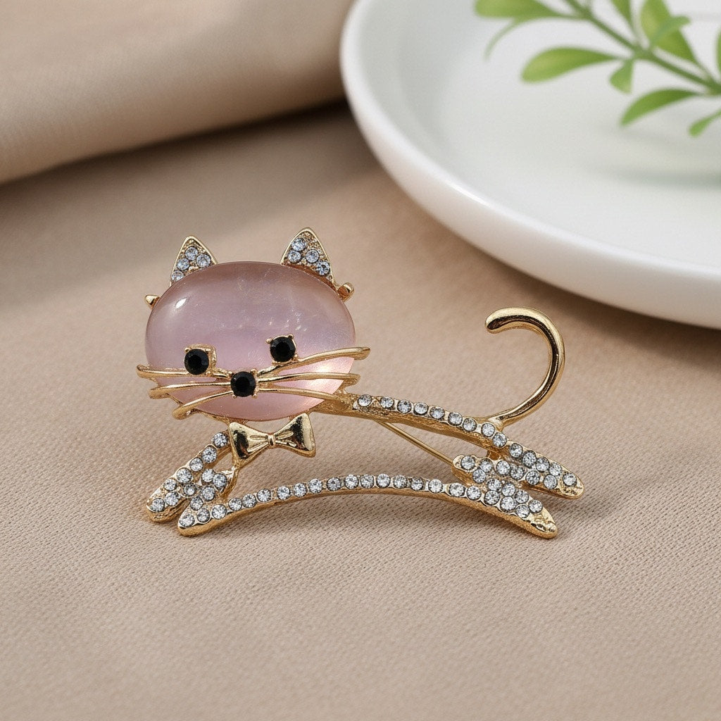 Vintage Pink Cat Crystal Brooch – Gold Tone