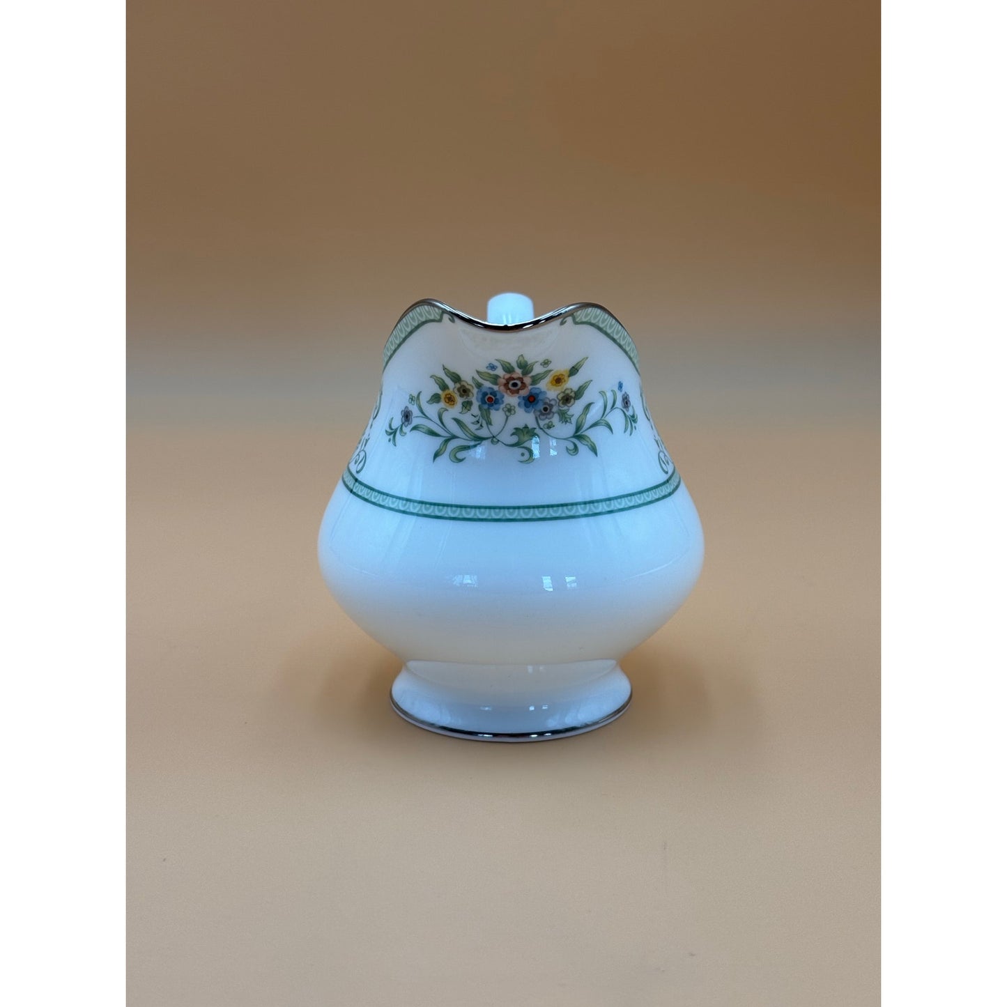 Wedgwood Bone China Agincourt Creamer R4471