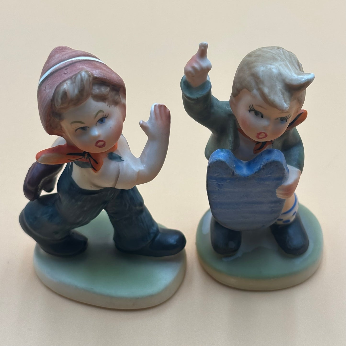 Vintage Royal Crown Ball Player Figurine #3408