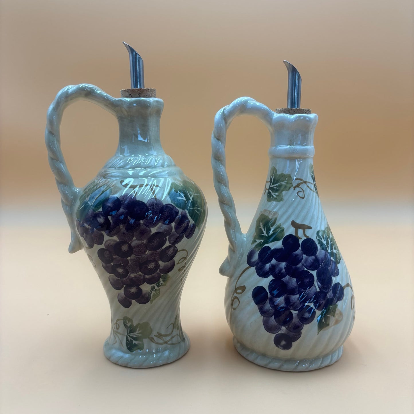 Linens N Things Grape Vine Oil & Vinegar Dispenser Set – Ceramic with Handles