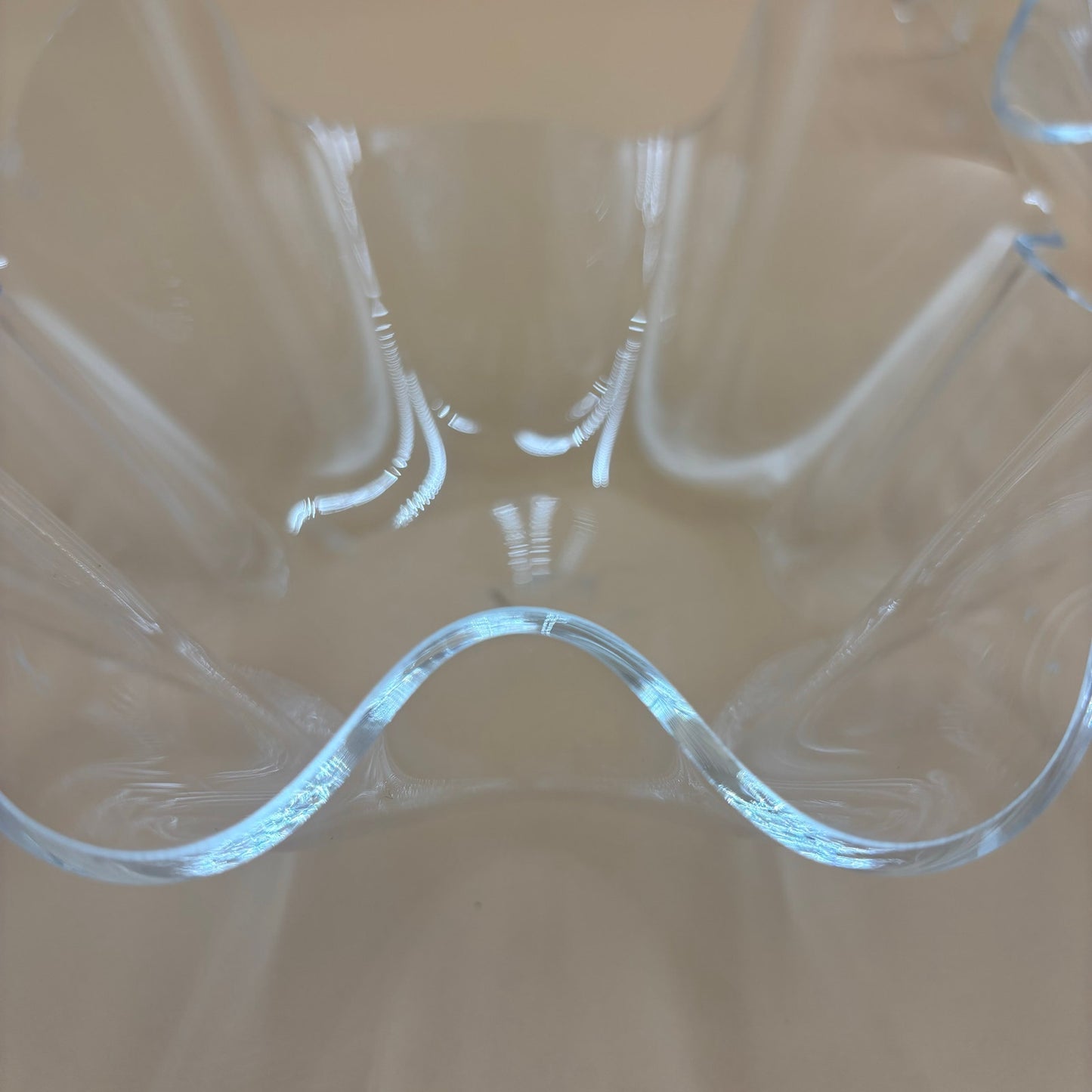 Set of 8 Vintage Acrylic Handkerchief Bowls - Made in Taiwan