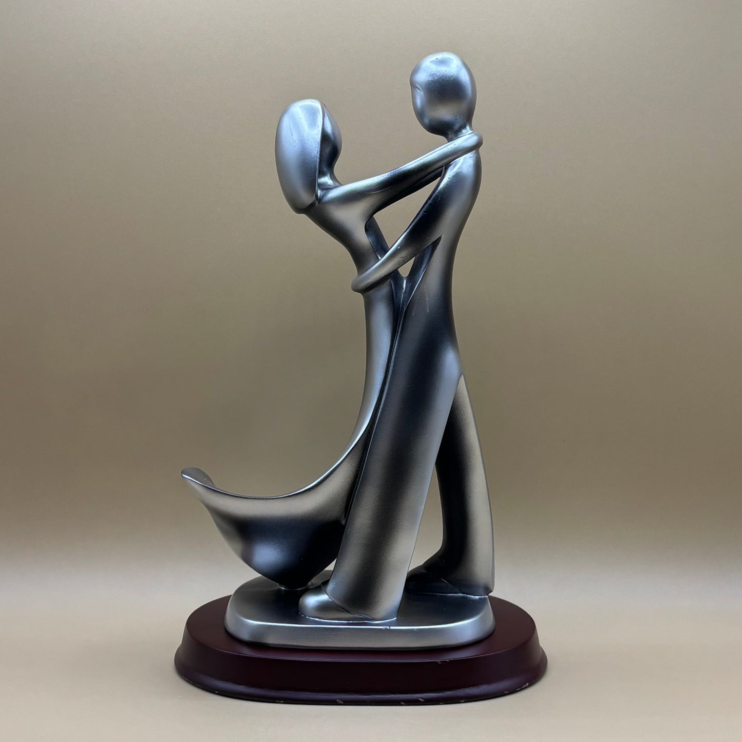 Herco Gift Professional Man & Woman Embracing Art Sculpture Figurine 9.5"