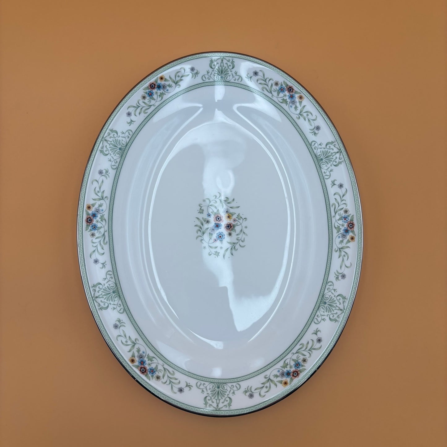 Wedgwood Agincourt R4471 Oval Serving Platter 15.5”
