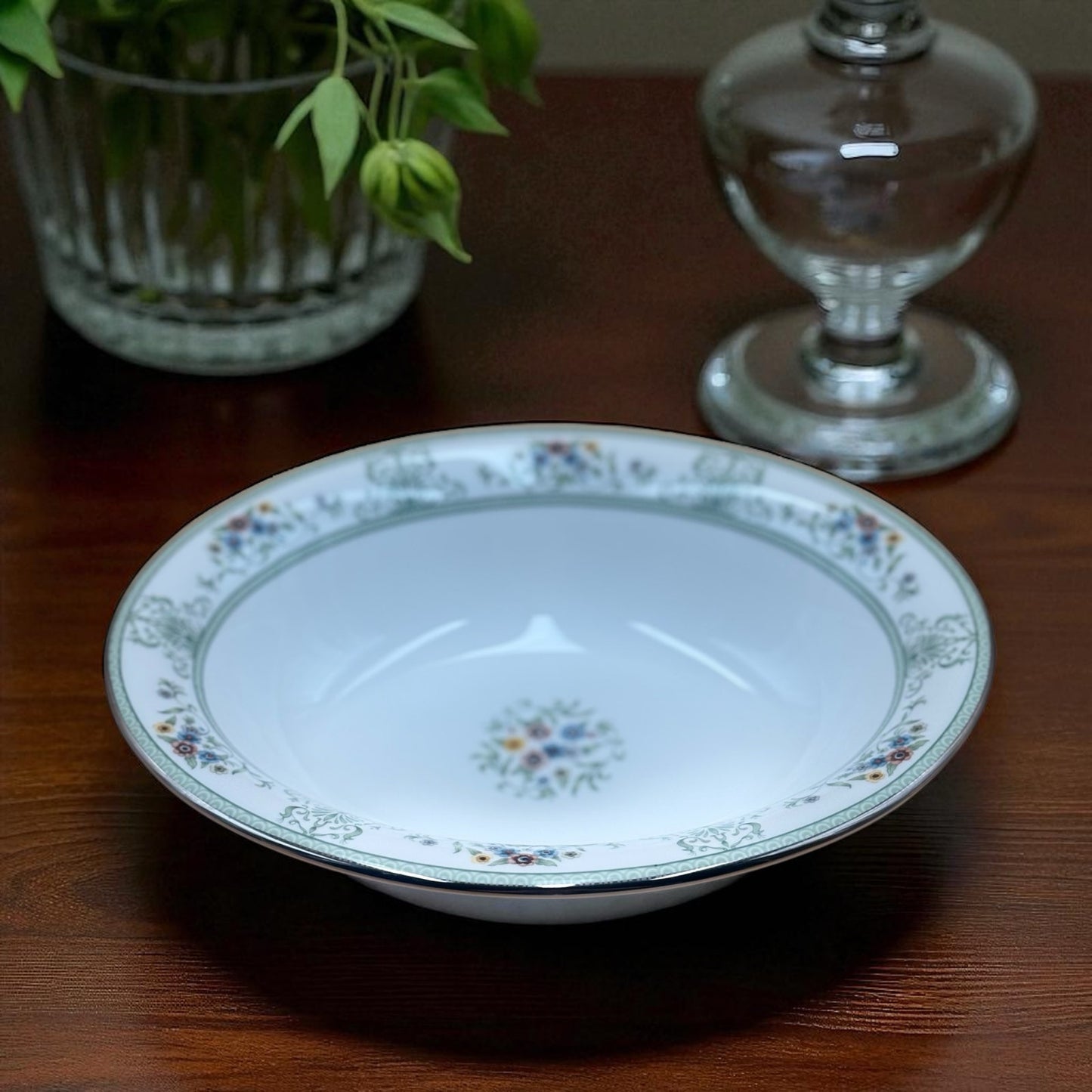 Wedgwood Agincourt R4471 Bone China Pasta/Serving Bowl – Silver-Tone Rim