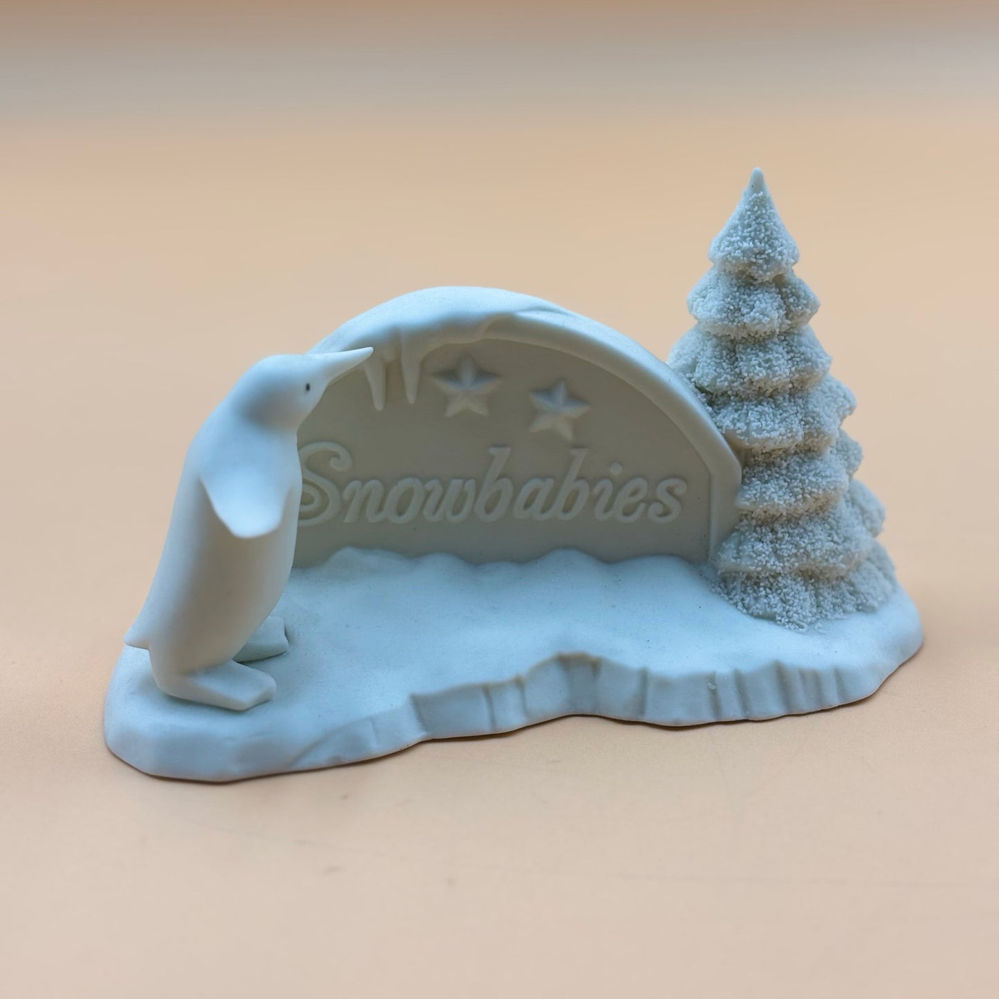 Department 56 Snowbabies Display Stand with Tree – “Snowbabies” Logo Scene