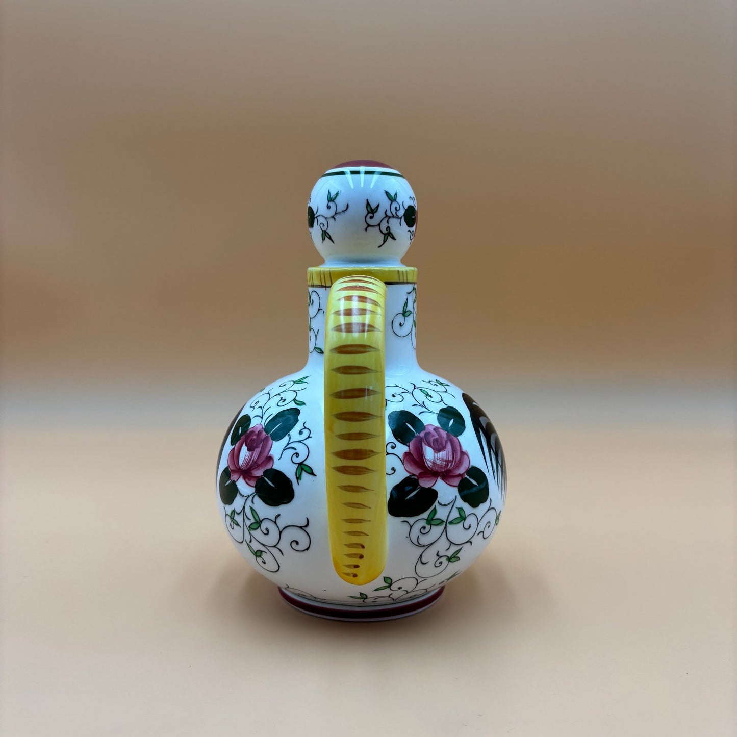 UCAGCO Early Provincial Rooster Carafe & Lid